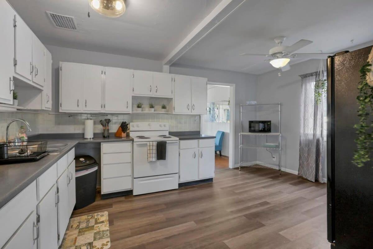 Housepitality - West Side - 6 Bedroom 2 Ba Columbus