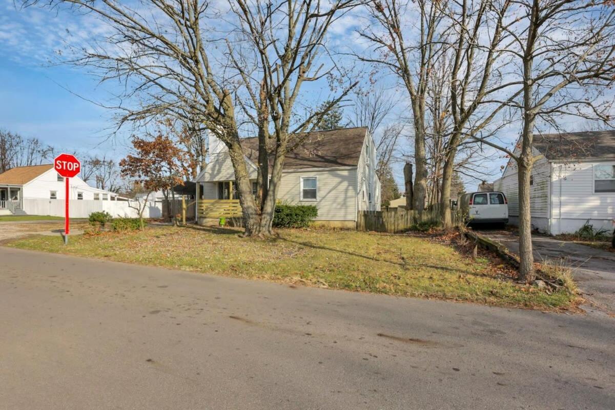 Housepitality - West Side - 6 Bedroom 2 Ba Holiday home Columbus